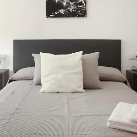 Apartamento Mym 3 *