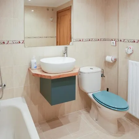 Apartamento Mym 3 Apartment *
